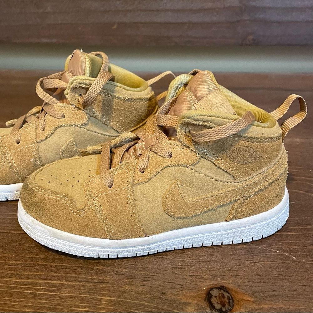 8C Nike shoes